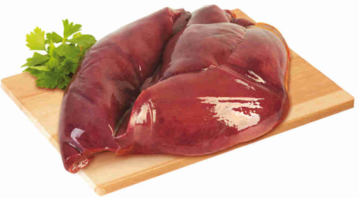 Печень — источник многих витаминов и минералов. В ней содержатся витамины A, E и K 