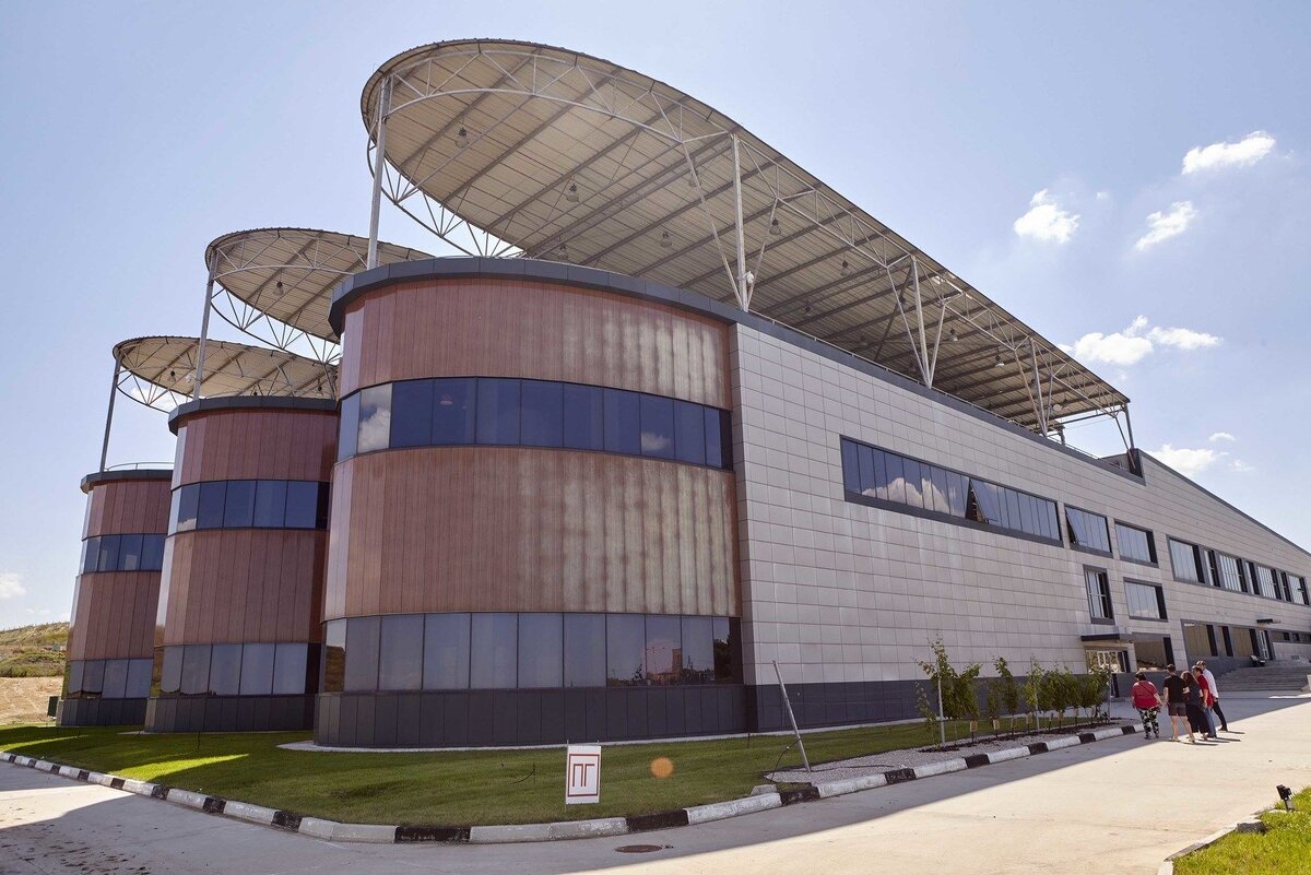 Alma Valley, в Вилино - образец современного винодельнестроительного искусства