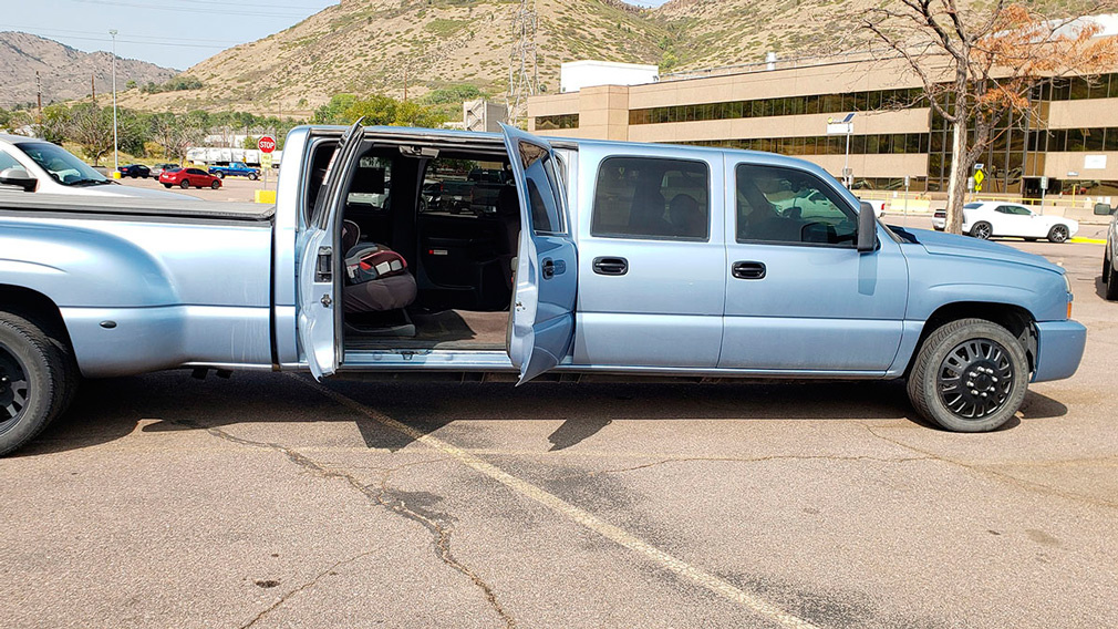 Семидверный Chevrolet Silverado