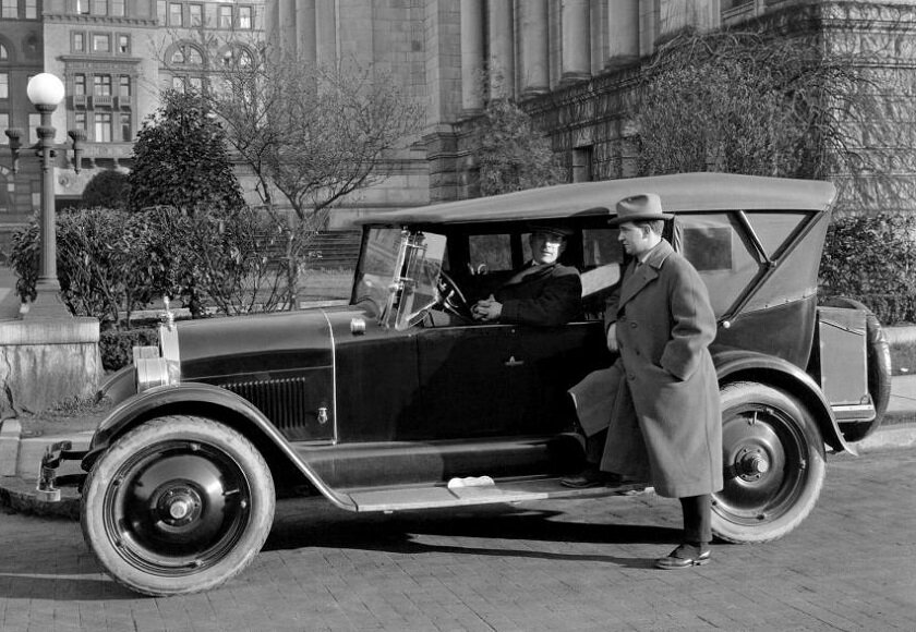 Кадиллак - "рабочая лошадка" американских гангстеров 20-30-х годов 20 века