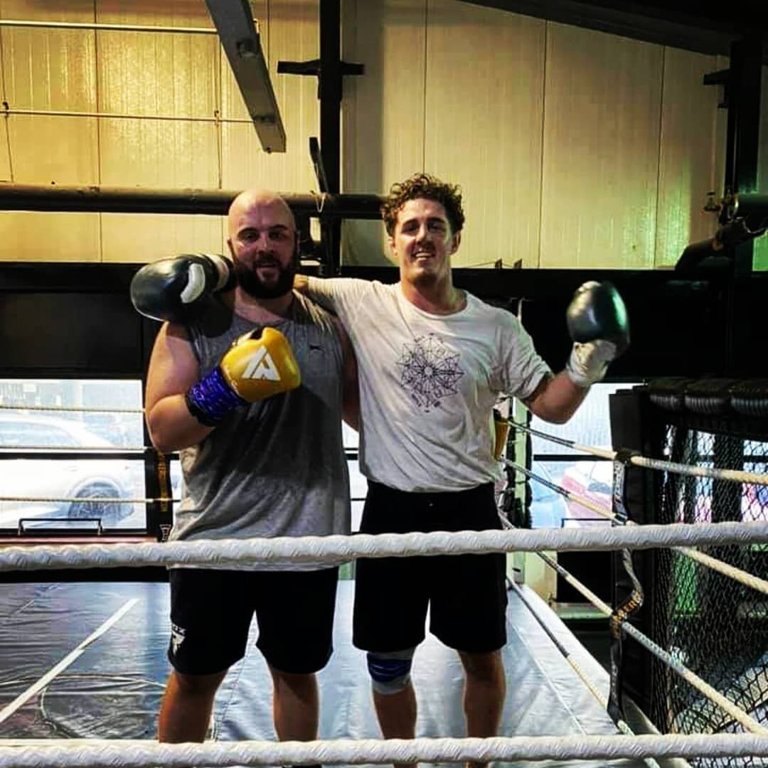 Том Аспиналл | https://www.instagram.com/tomaspinall93/