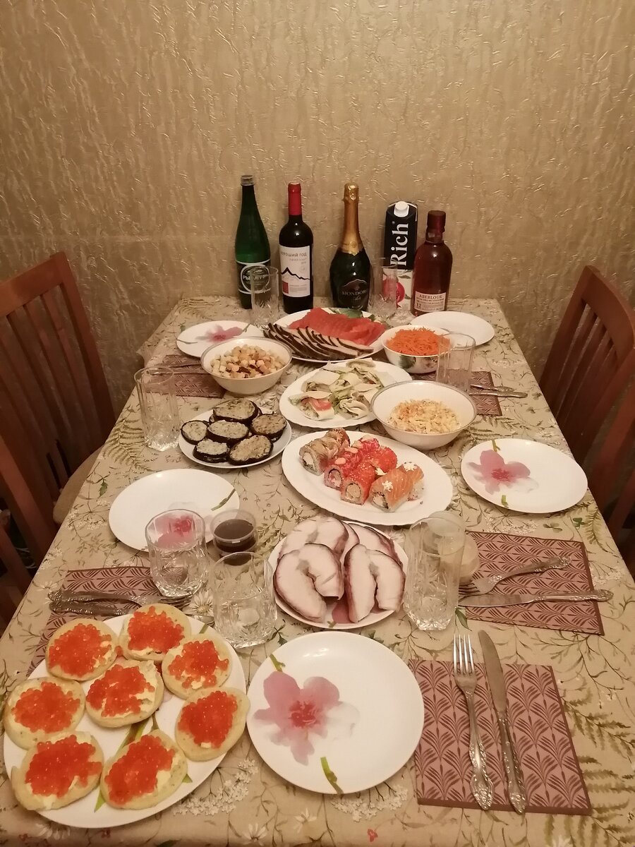 Праздничный стол