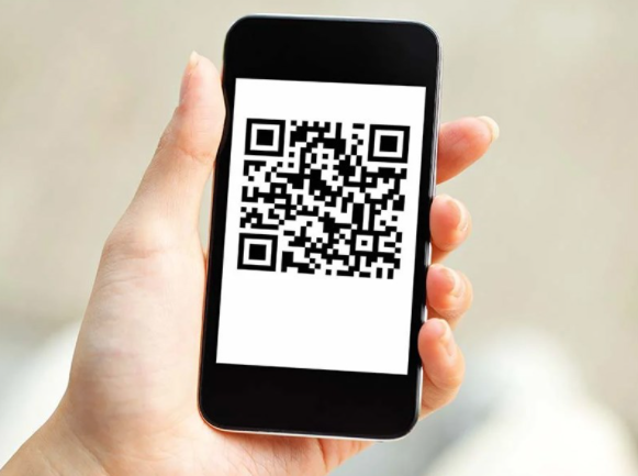 Быть может, настанет тот день, когда наши читатели  перестанут возить с собой кипу документов, заменив её данными в мобильном телефоне