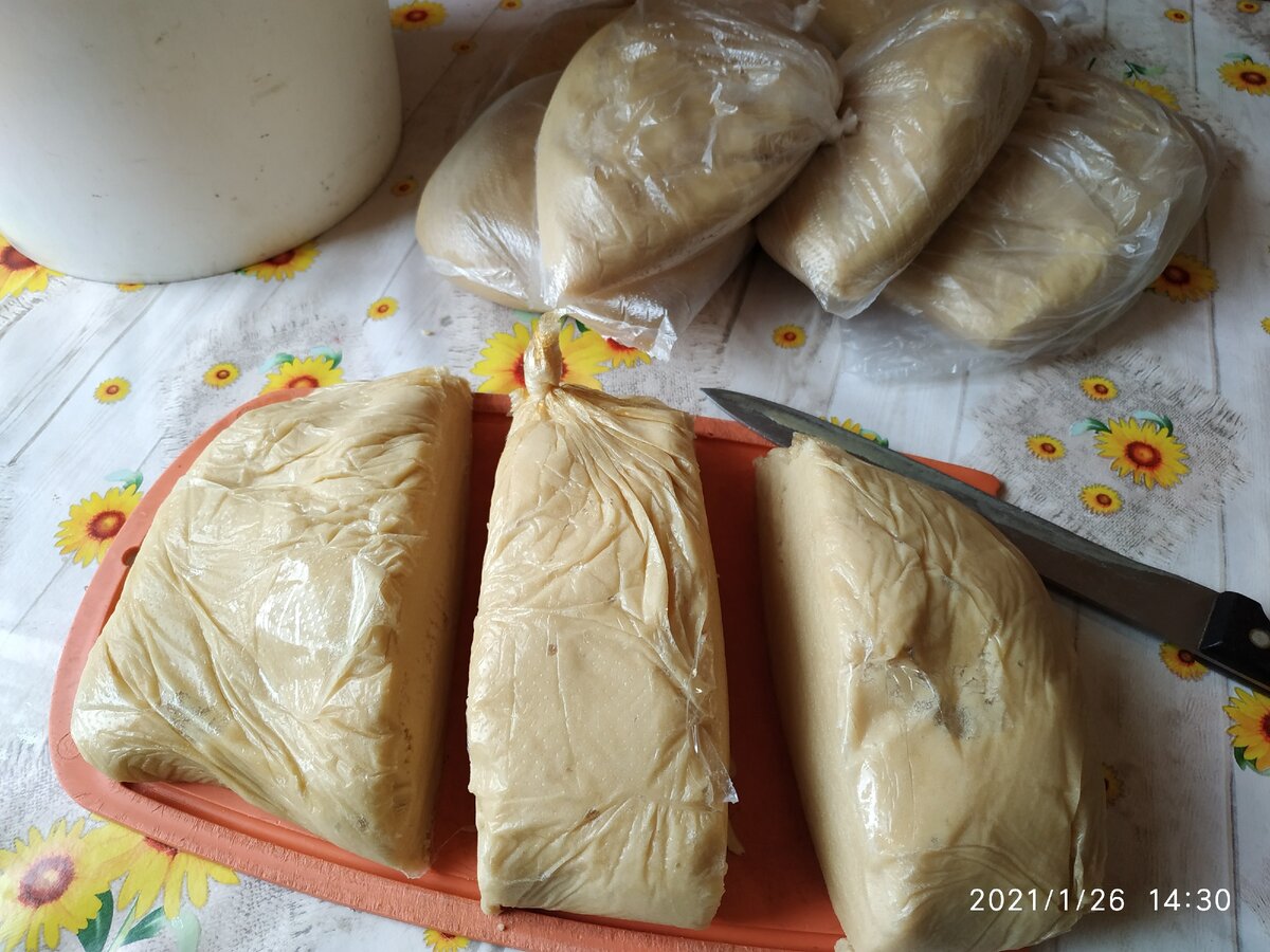 канди режем ножом