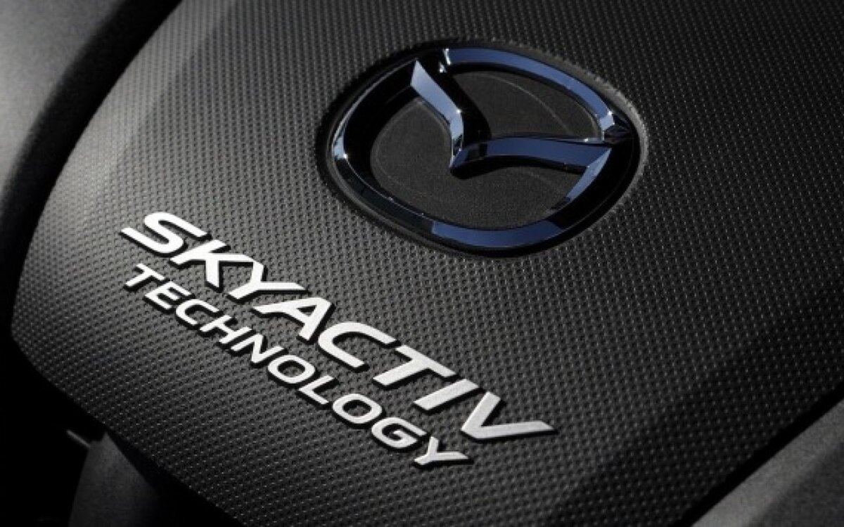 Степень сжатия моторов Mazda, в частности, возьмем бензиновые - 14,0:1, когда степень сжатия турбомоторов достигает в среднем 10,0-12,0! (Фото взято из Google)