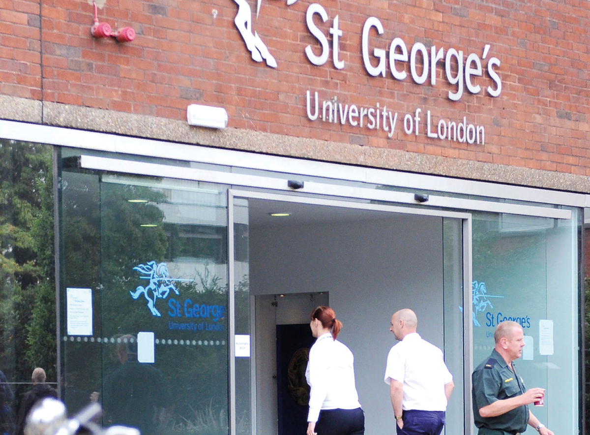 St. George's, University of London (фото взято из сервиса Яндекс Картинки)