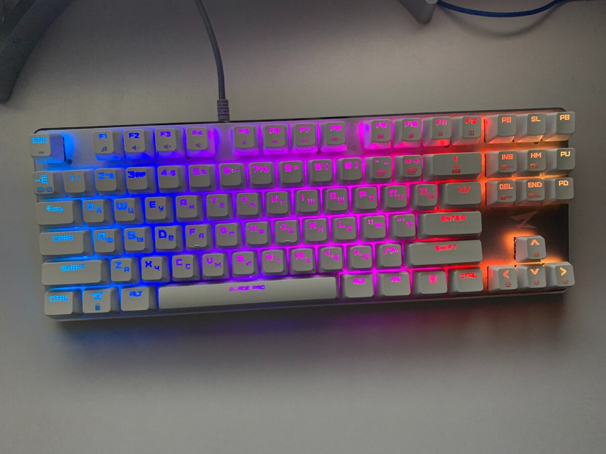 Клавиатура zet gaming. Клавиатура Blade Pro. Клавиатура Blade Pro RGB. Клавиатура zet Blade Pro White. Клавиатура zet Gaming Blade Pro.