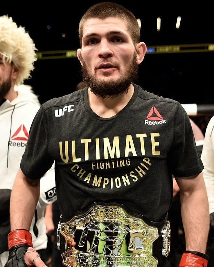 Хабиб Нурмагомедов бывший чемпион UFC 