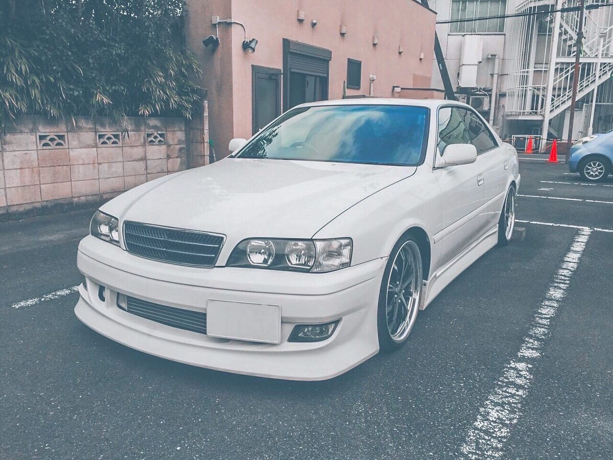 На фото: Toyota Chaser jzx100