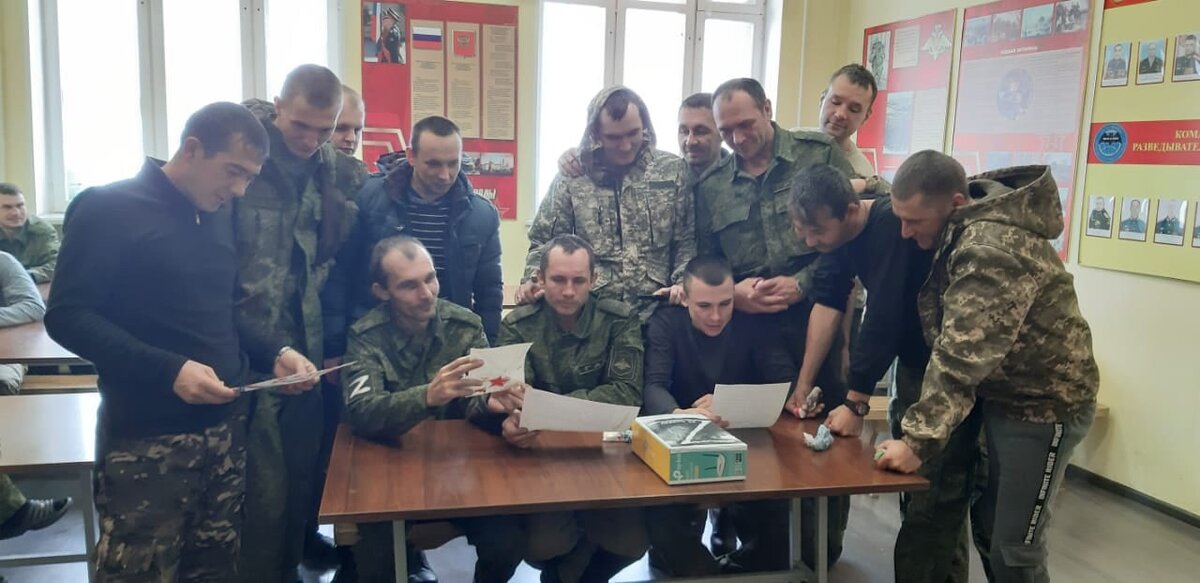    Глава Октябрьского района проведал мобилизованных земляков в Тоцкой дивизии Елена Шкатова