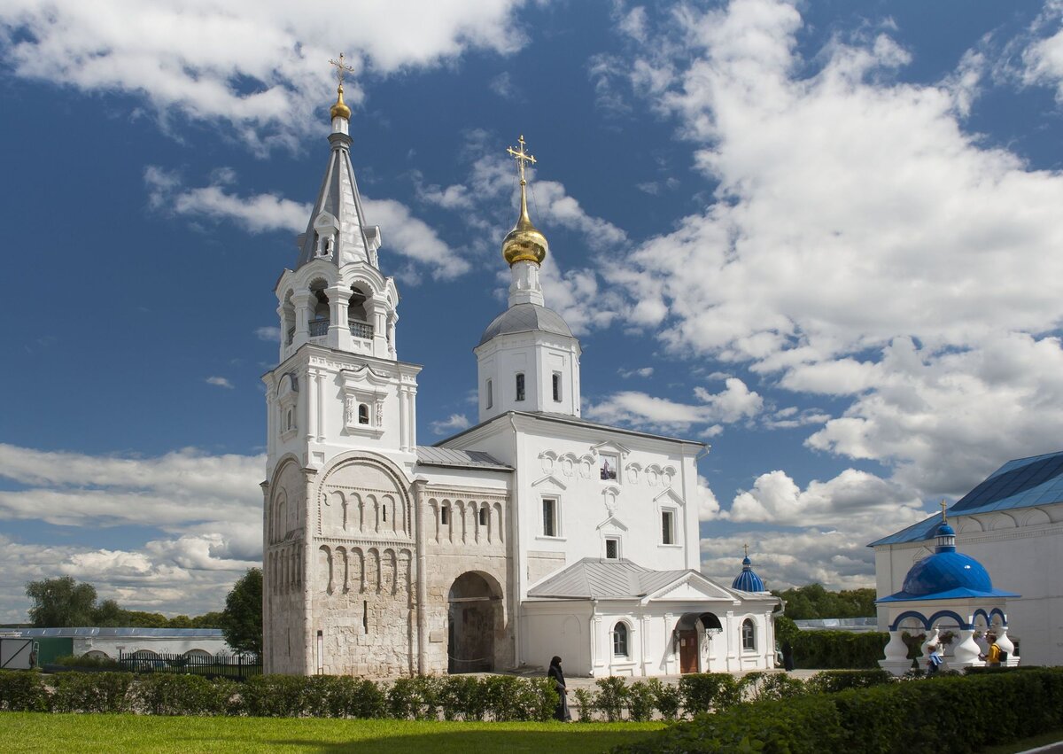 Церковь Рождества Богородицы в Боголюбово