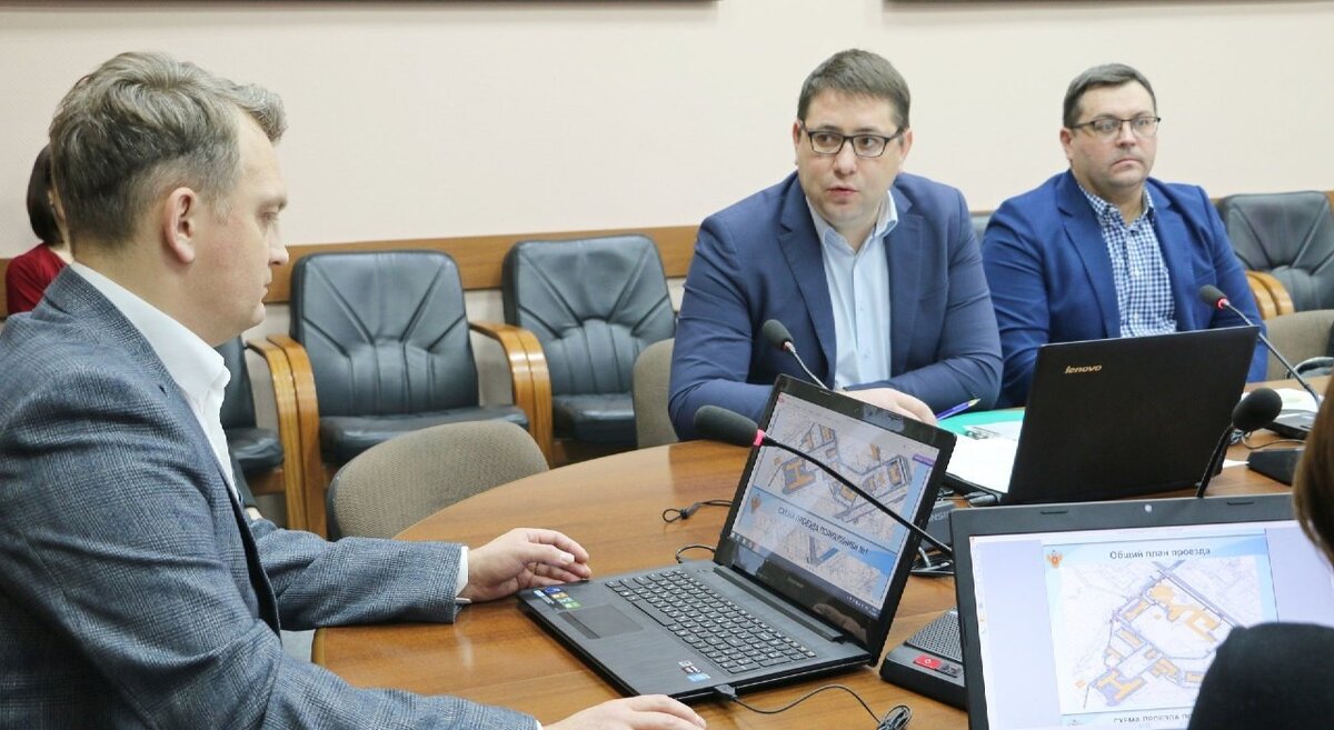    Сегодня на заседании комиссии по вопросам здравоохранения Обнинского горсобрания обсудили схему движения по медицинскому городку. Инна Емелина