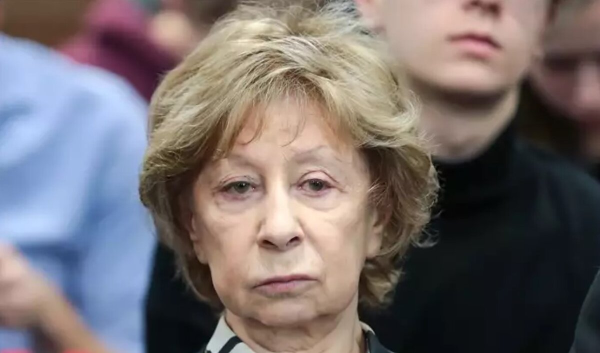     Лия Ахеджакова Наталья Мущинкина
