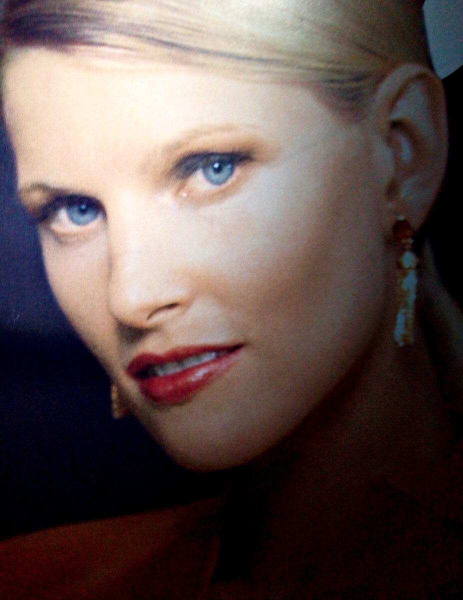 Спортсменка, комсомолка...