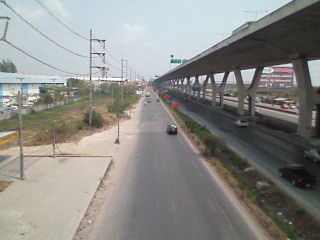 © public domain (Bang Na Expressway)