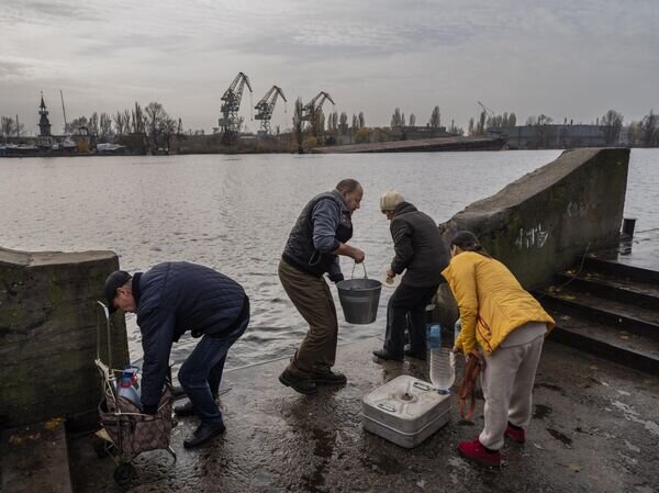   © AP Photo / Bernat Armangue