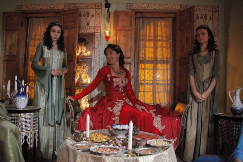 Фатьма султан из великолепного века картинки