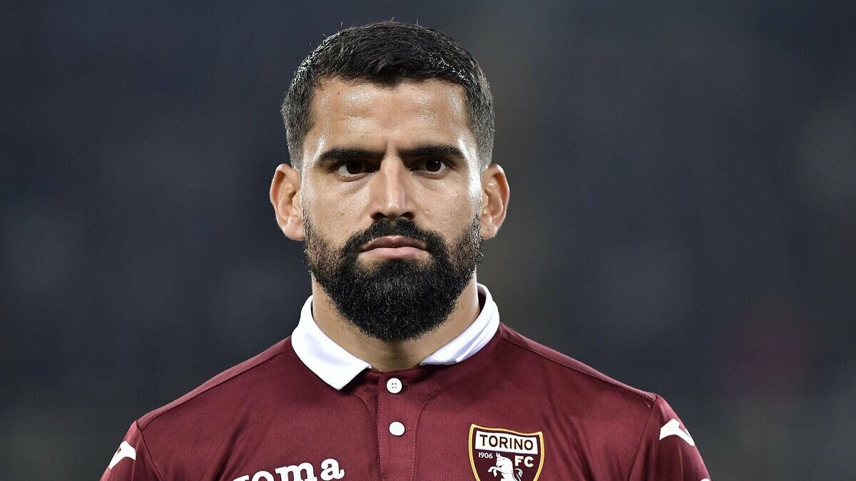    Полузащитник "Торино" Томас Ринкон© официальный твиттер "Торино"