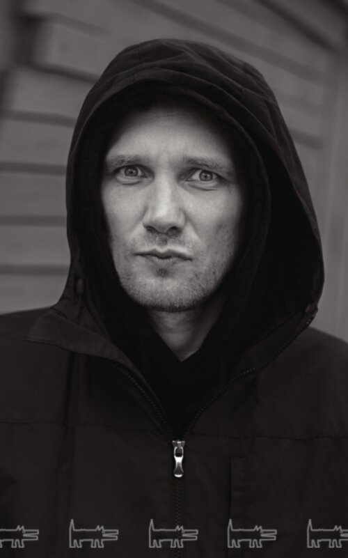 Роман Валерьевич Михайлов, российский математик, писатель, а также театральный и кинорежиссёр 