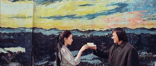 Кадр из фильма «Сочувствие госпоже Месть» 2005г. реж. Пак Чхан Ук