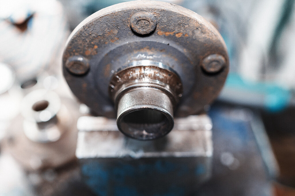 Ступицу Додж Калибр добротно сточило