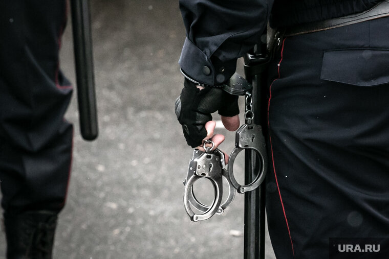    Уроженец Ростова-на-Дону задержан в Петербурге за оказание финансовой помощи ВСУ