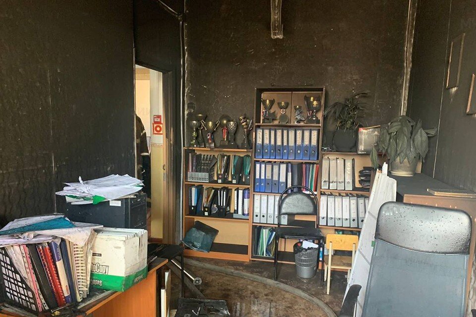     До приезда пожарных 206 человек эвакуировались самостоятельно.  ГУ МЧС России по Приморскому краю