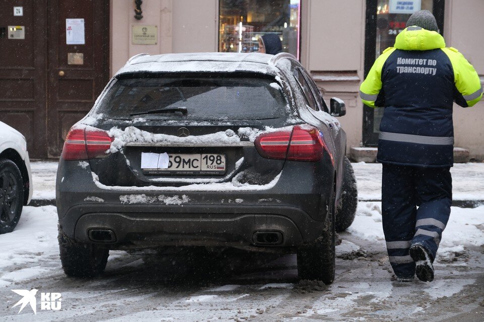     Штат инспекторов, выискивающих водителей-хитрецов, скоро планируют пополнить. Артем КИЛЬКИН