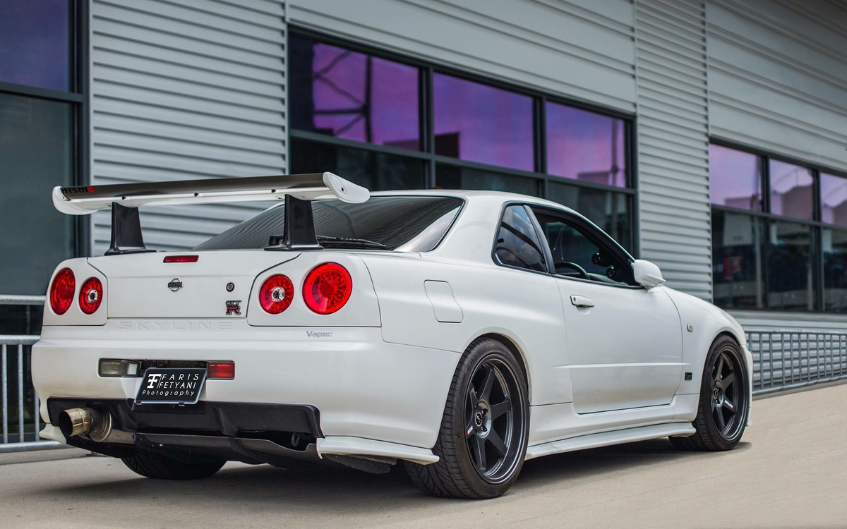 Skyline GT-R R34: самый быстрый и красивый Skyline | Краткий автообзор |  Дзен