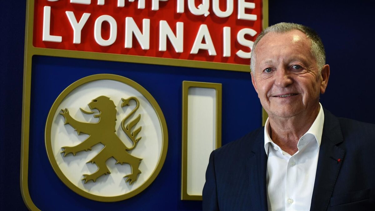 Президент ФК "Лион" Жан-Мишель Оляс.