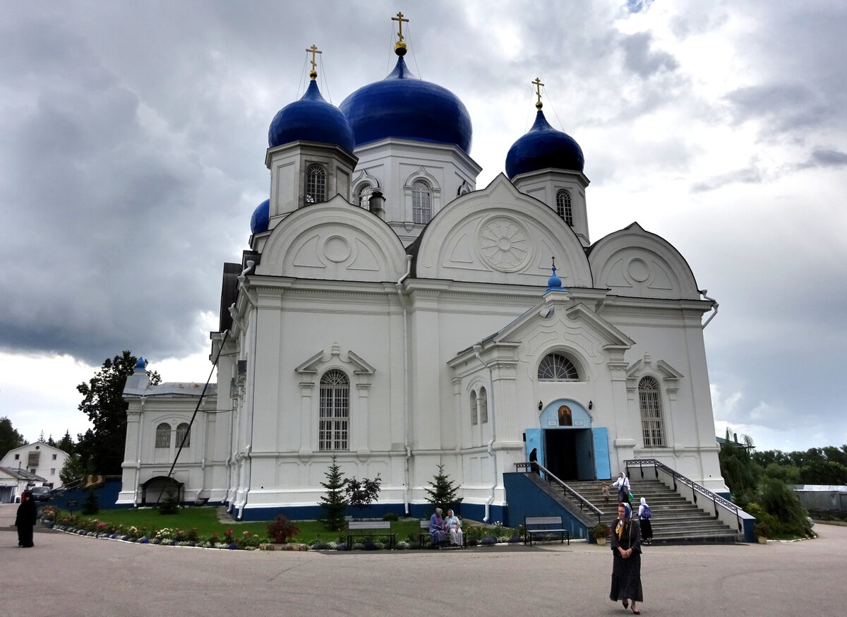 Собор Боголюбской иконы Божией матери