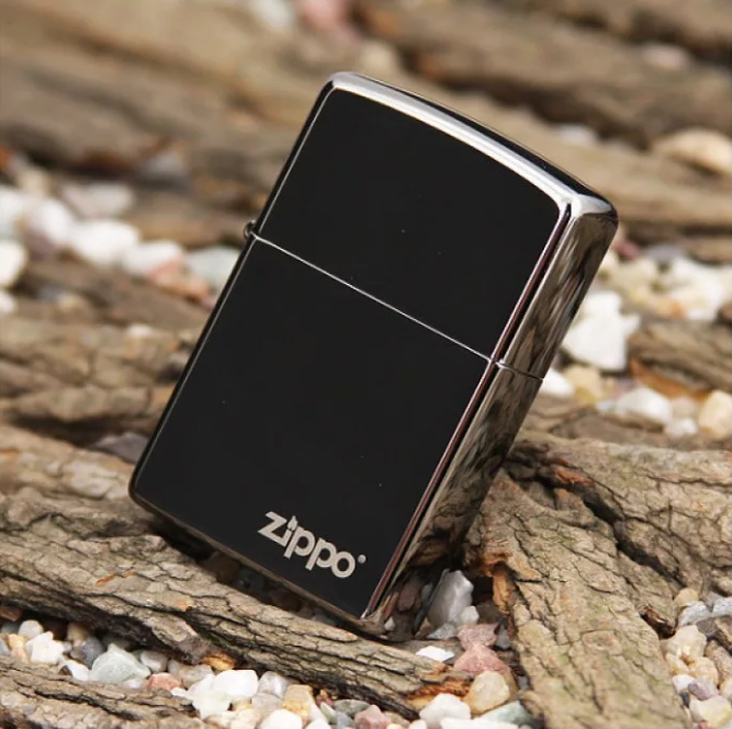 Модель Zippo "Ретро".