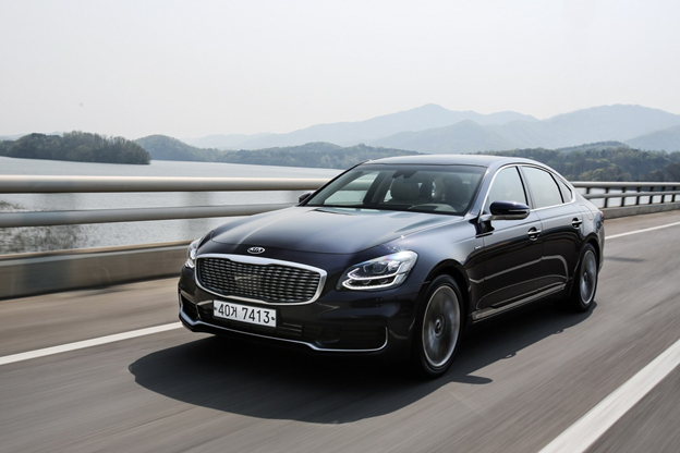 Некоторые преимущества KIA K900: