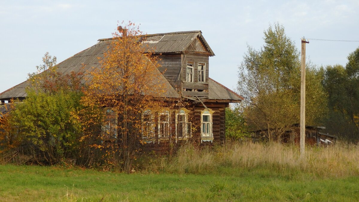 Невероятно красивый брошенный дом в глуши.Скоро всё это исчезнет навсегда |  MOTODAY S | Дзен