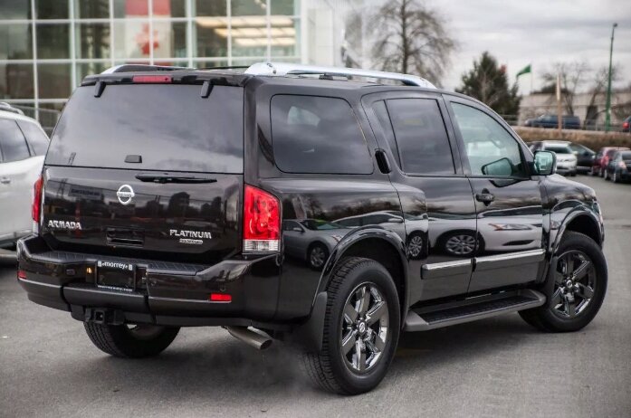 Ниссан Армада 1, корма. Источник automotorpad.com