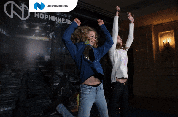 3D фотографии брендируются вашим контентом