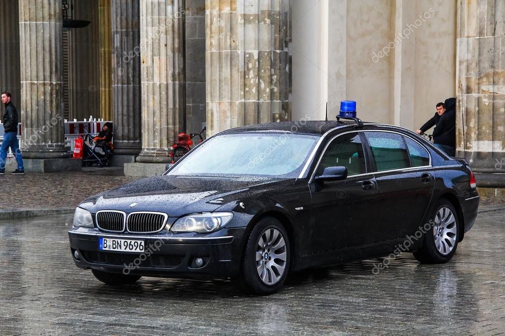 BMW 7-Series (E65)