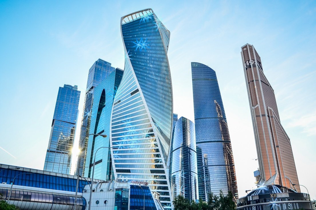 Центр башни. Москоу Сити башни. Москва деловой центр Москва Сити. Башня Эволюция ММДЦ. Здания Москоу Сити.