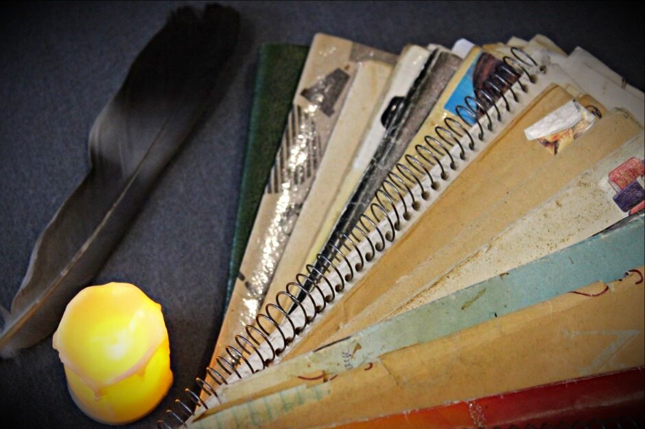 Мои старые тетрадочки:) Но не анкеты, а лекции:))