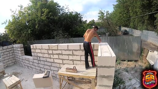 Кладка стен из газобетона своими руками | Строим дом — Video | VK