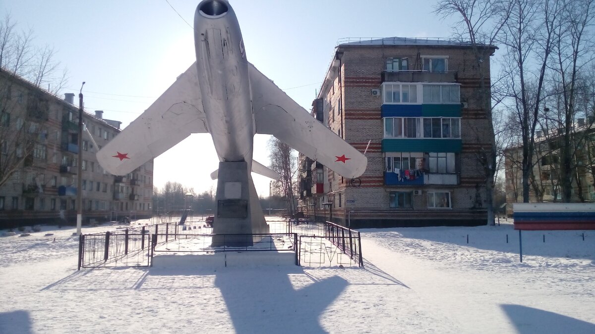 Площадь гарнизона Хурба, где проходят все праздники и важные события. Фото автора статьи.