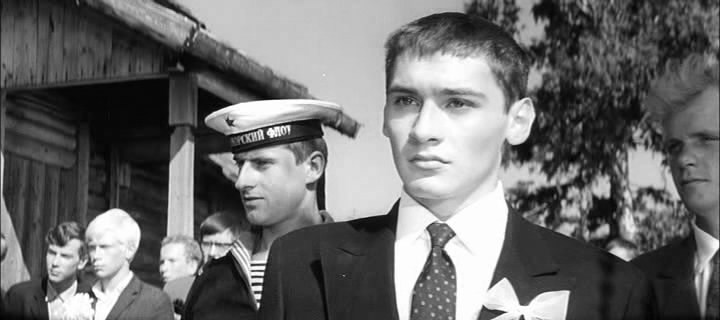 При всей своей красоте, успешности и знаменитых родителях он был очень одинок. Актёр из фильма 