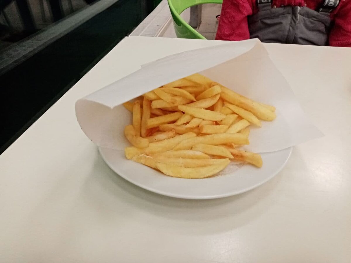 Картошка-фри нас выручает чаще всего!