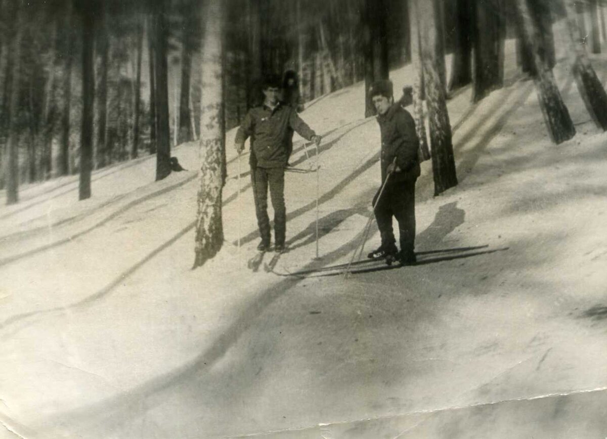Личное фото. Воины на лыжах.