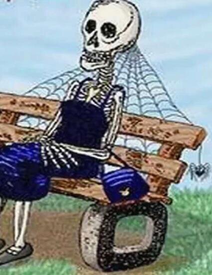 Добрый день,любимые подписчики и гости канала❤️ Давайте посмотрим как он проявит себя  по отношению к вам в ближайшее время.Расклад общий,проиграться может не у всех,для личного расклада пишите в вотсап или вайбер +79099809969. Подписывайтесь на канал,ставьте лайки,пишите комментарии 😘