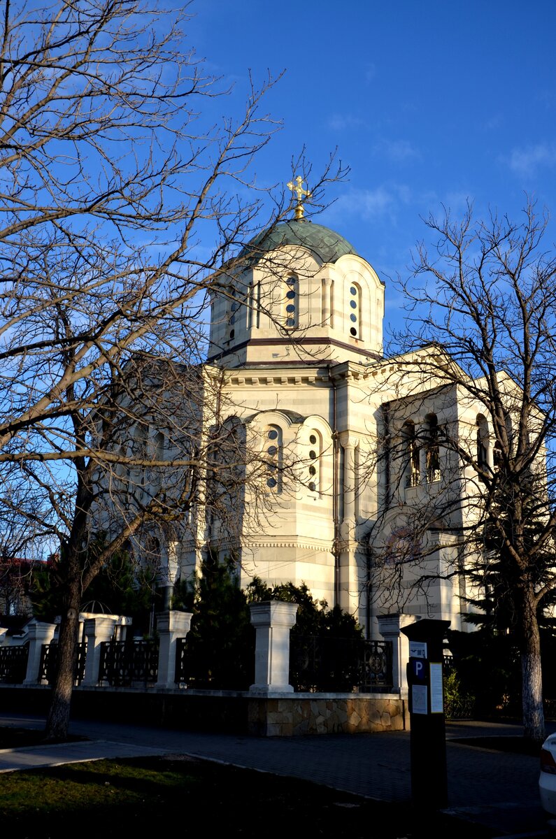 Владимирский собор, усыпальница четырех адмиралов