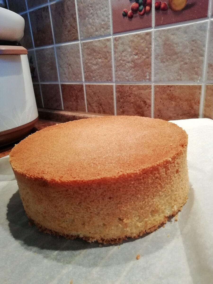 Простой бисквит для торта в духовке