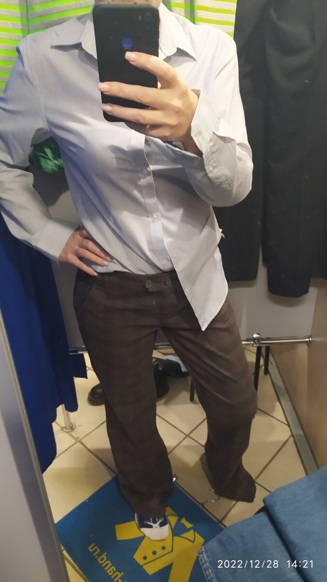 Рубашка H&M - маленькая, брюки от  Tom Taylor  - большие☹️