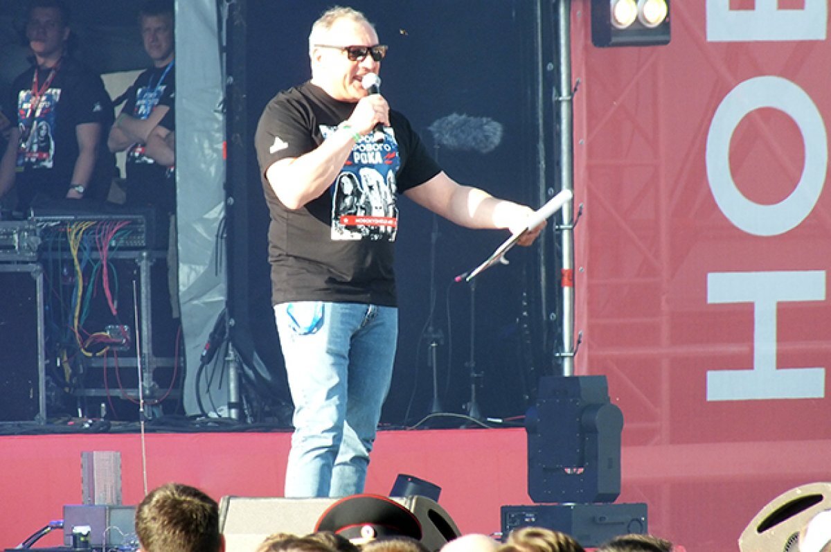    Фоменко рассказал об «оживших» героинях песен бит-квартета «Секрет»