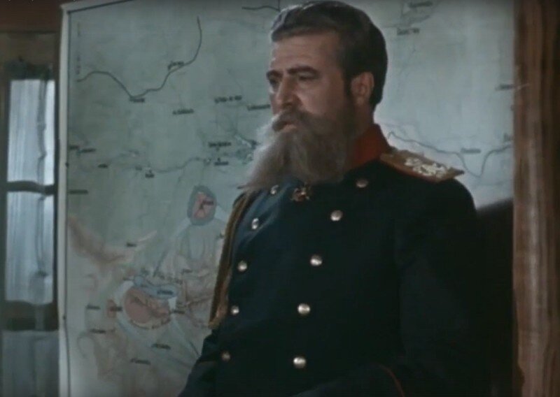 Генерал Гурко излагает план перехода через Балканы. Кадр из фильма "Герои Шипки" (1954).